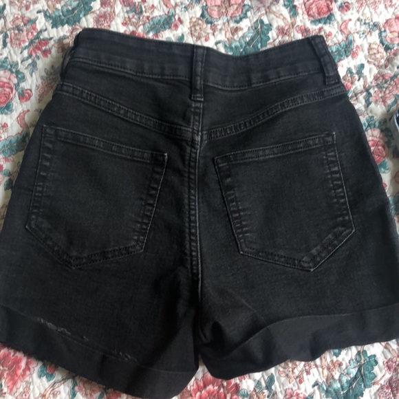 Black , Zero - Picture 2 of 4